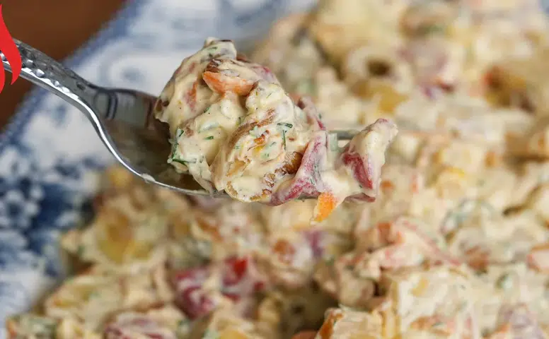 Karamelize Soğanlı Patates Salatası Tarifiyle Damaklarda İz Bırakın!