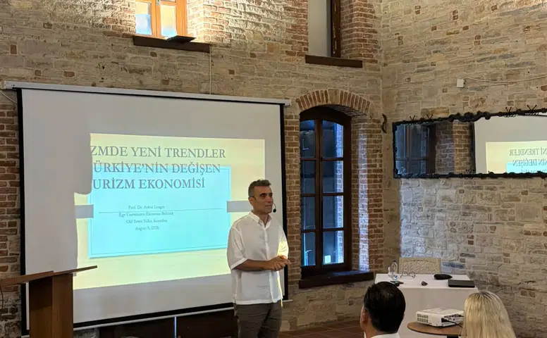 Kuşadası'nda Tarih ve Kültür Bir Araya Geliyor: 'Eski Şehir Sohbetleri' Etkinliği Başlıyor!