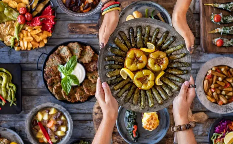 Yerli ve Yabancı Turistler, Türk Mutfağına 6 Ayda 6 Milyar Dolarlık Yatırım Yaptı!