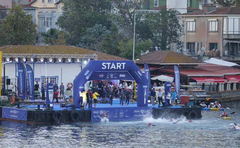 Oral-B, İstanbul Boğaziçi Triatlonu ile İki Kıtayı 6. Kez Bir Araya Getiriyor!