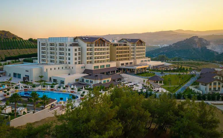 BN Hotel, Demet Akalın’ın performansıyla sonbahara merhaba diyor: “BN Equinox Weekend” etkinliği!