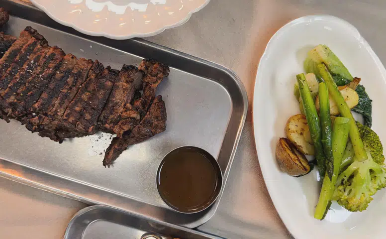 Kuşadası’nda Yeni Bir Lezzet Keşfi: Tat Gourmet !