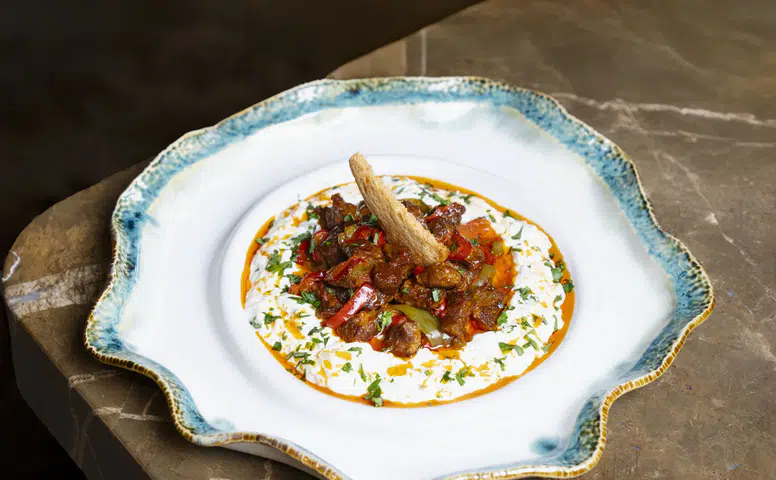 Anadolu Mutfağının İmzası: Plaza Premium Lounge İstanbul, Chef Series İle Alinazik’i Tanıtıyor