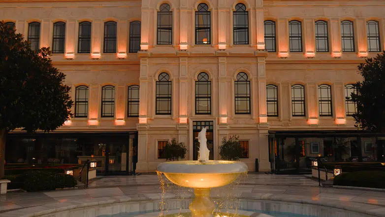 Kasım Ayı Boyunca Four Seasons Hotel Bosphorus’ta Beyaz Trüf Tutkunları İçin Eşsiz Lezzet Deneyimi!