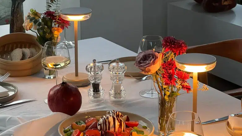 Kuşadası'nda Yeni Yıla Merhaba: Eşsiz Kutlamalarla Dolu Bir Gece