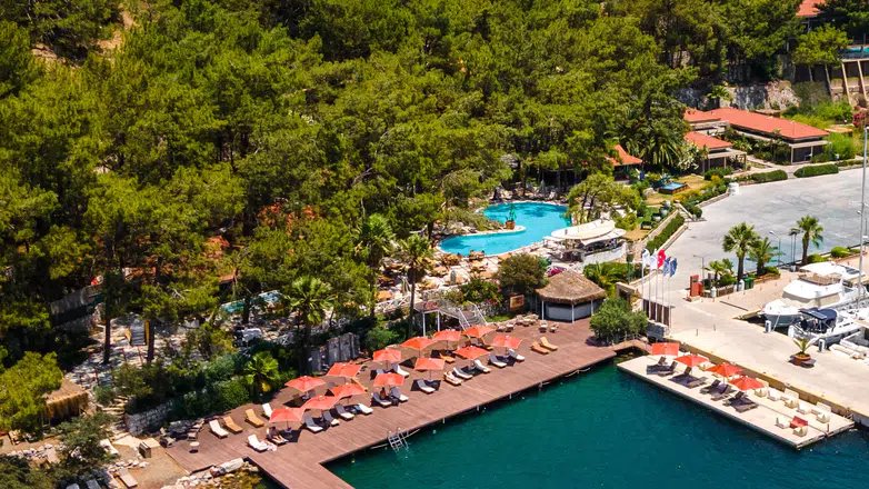 Ege'nin Saklı Cenneti: Martı Hemithea Hotel ile Yaz Tatilinizi Yeniden Şekillendirin!