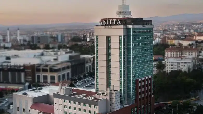 Savaş Balçık, Anitta Otel'i devreye alarak Hilton ile stratejik ortaklık kurdu.