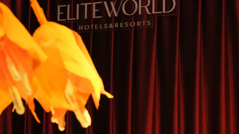 Elite World'ün 50 Yıllık Serüveni, Contemporary Istanbul'da Sanatla Kucaklaşıyor!